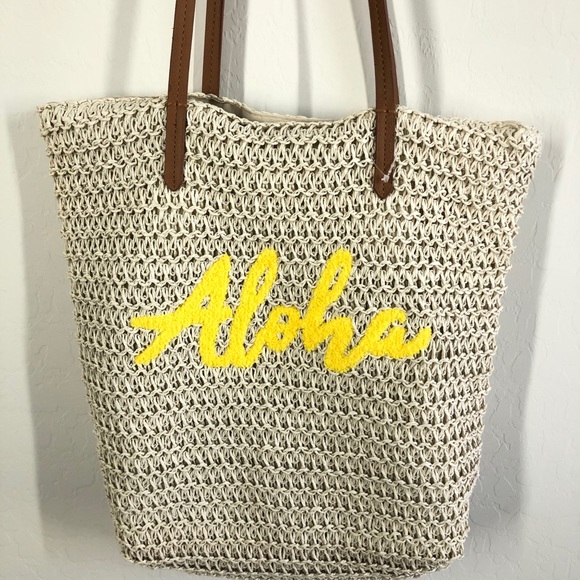 Aloha Woven Raffia Tote Bag - Picture 3 of 11